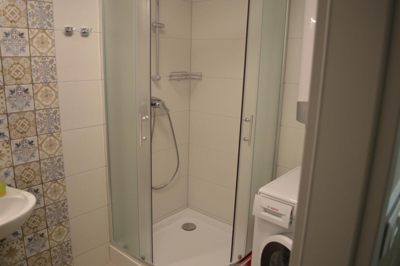 Ferienwohnung Siofok Ezuestpart Granada 2 Koezvetlen Vizparti Apartman Exterior foto